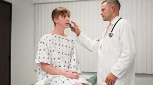Blonde twink Andrew Powers visits Dr. Trent Summers for a routine check-up and informs him that he’s been having trouble performing in the bedroom.