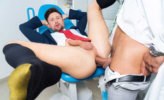 Drew Dixon is visiting his podiatrist, Sir Peter, to check on the progress of the sprained ankle. After checking the new x-rays, Sir Peter observes the lateral aspect of Drew's foot and ankle over the gold-toe sock and lets out a big smile.Drew Dixon is visiting his podiatrist, Sir Peter, to check on the progress of the sprained ankle. After checking the new x-rays, Sir Peter observes the lateral aspect of Drew's foot and ankle over the gold-toe sock and lets out a big smile.