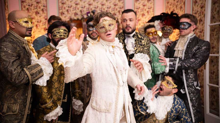 Cinderello arrives at the ball in a beautiful costume and fancy limo driven by his Fairy Godmother and catches the eye of the handsome Prince Cummings, putting a wrench in his Evil